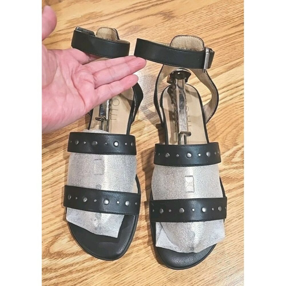 Soul Naturalizer Women's Size 7.5M Black Studded Rayelle Strappy Open Toe Sandal